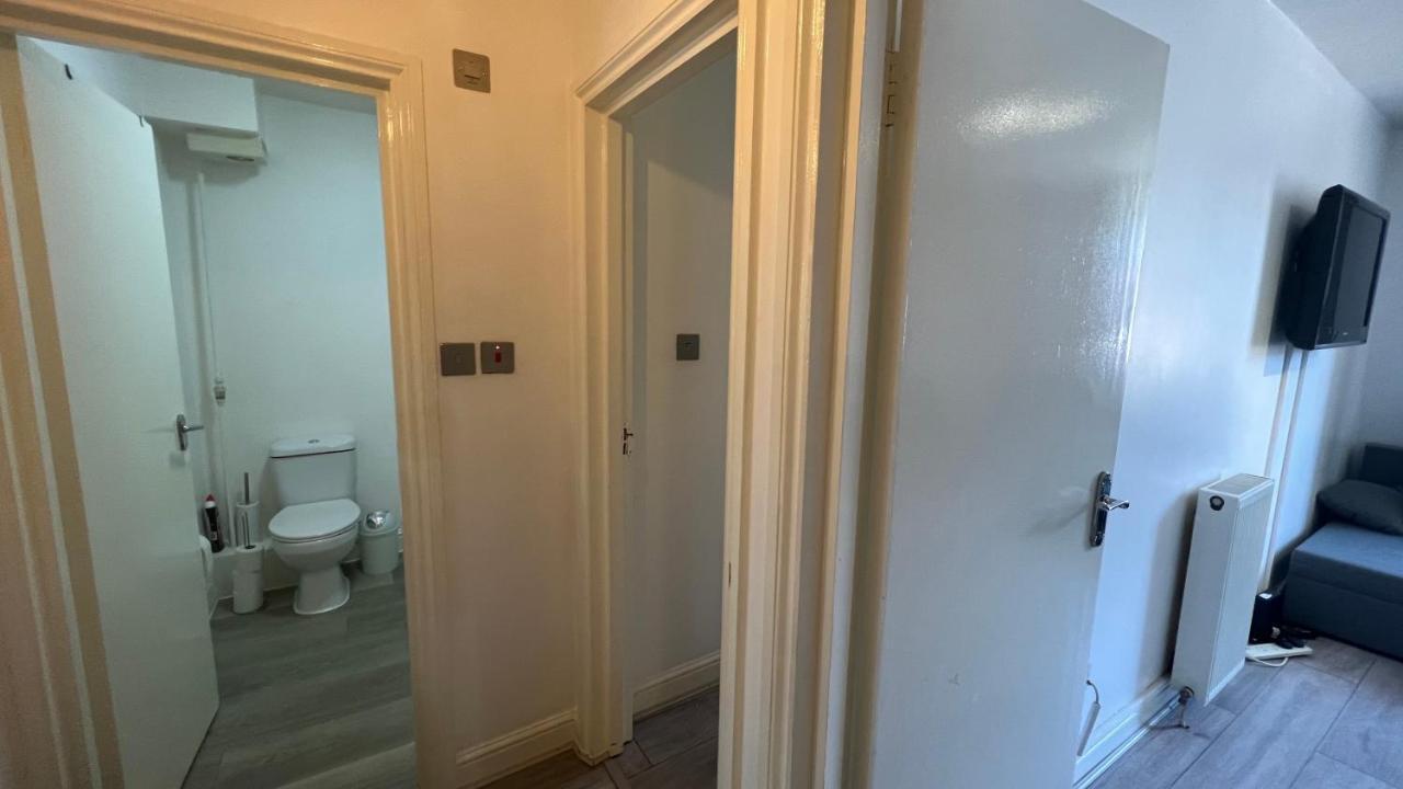 Comfy 2 Bedroom Apartments - Finchley Road, London Exterior foto